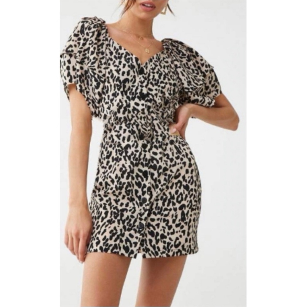 Nic & Jo Leopard Animal Print Puff Sleeve Button Down Dress